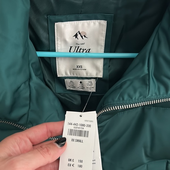 Green puffer - Picture 2 of 2